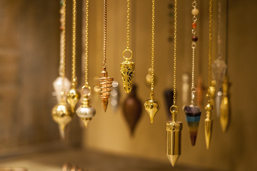 pendule divinatoire